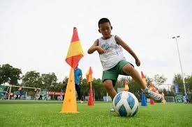 皇马对阵贝蒂斯的预计首发阵容。@diarioas 来源：Madrid Zone皇马对阵贝蒂斯的预计首发阵容。@diarioas 来源：Madrid Zone