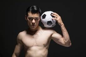 火箭惨败国王遭遇三连败！两大关键球员暴露短板，杜兰特看得无比心疼